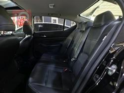 نيسان ألتيما